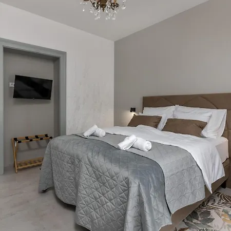 Dom wakacyjny 4 Bedroom Stunning In Crikvenica