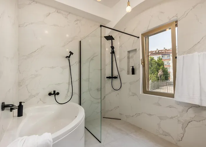 Vikendica 4 Bedroom Stunning In Crikvenica