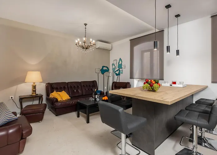 Casa vacanze 4 Bedroom Stunning In Crikvenica