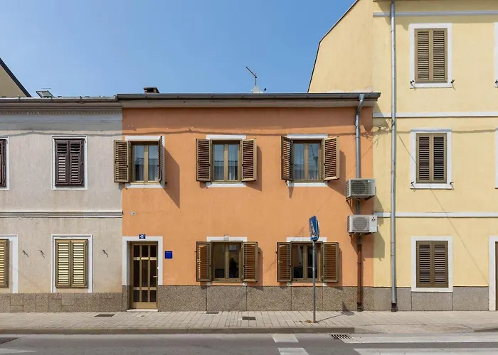 4 Bedroom Stunning In