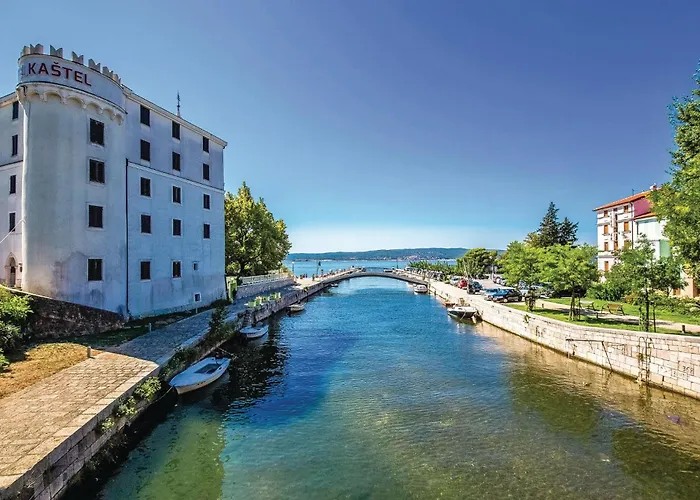 Vikendica 4 Bedroom Stunning In Crikvenica