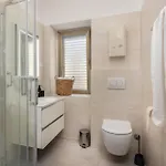 Dom wakacyjny 4 Bedroom Lovely In *