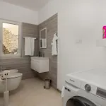 펜션 4 Bedroom Lovely In *