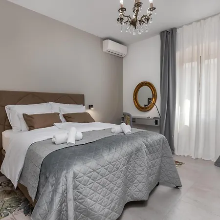 4 Bedroom Stunning In 別荘 *